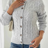 Gemütliche Damen-Kabelstrick-Cardigan