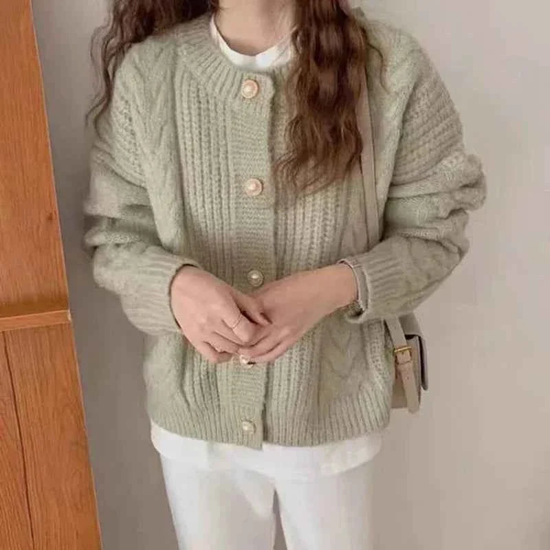 Eleganter, zarter und raffinierter Cardigan Damen