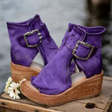 Valmai | Damen Stiefelette mit Keilabsatz & Schnalle