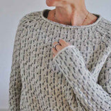 Stilvoller Damenpullover mit elegantem U-Boot-Ausschnitt
